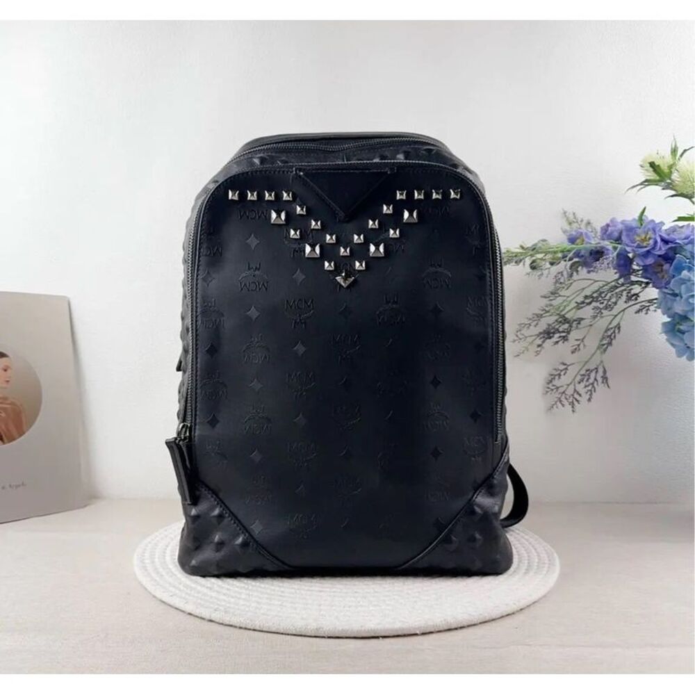 Mcm Women Pre-Loved Bag Very Good Condition
